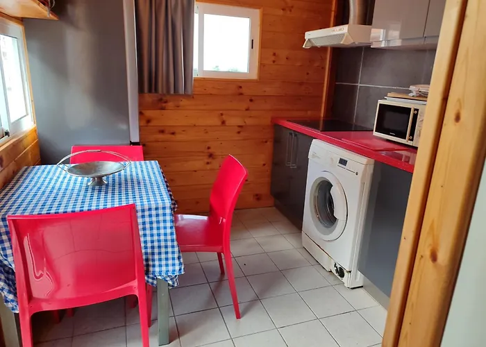 Habitacion Familiar En Un Atico Con Gran Terraza Y,Cocina ,En La Playa